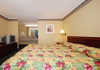 Rodeway & Conference Center Hotel