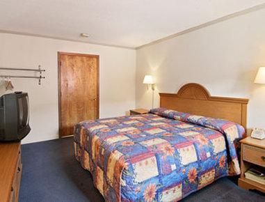 Super 8 By Wyndham Columbia/ft. Jackson Sc Motel 2*