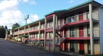 Motel American 2*