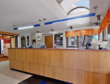 Suburban Northwest Hotel Columbia