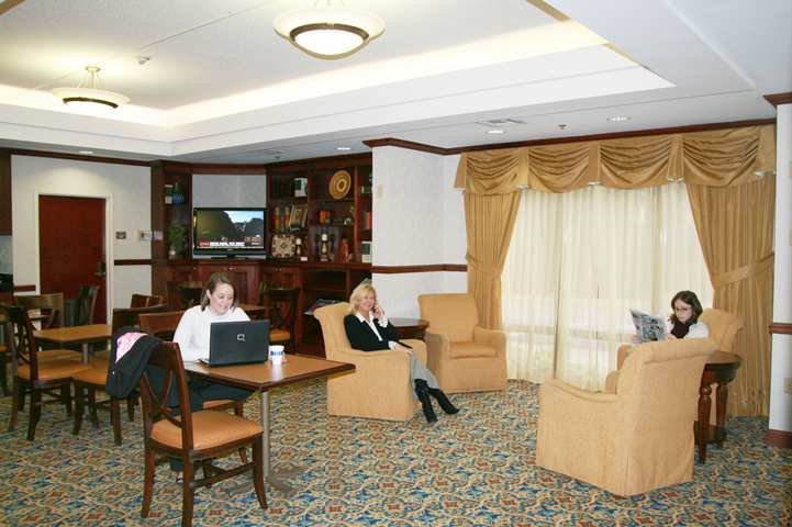 Hampton I-26/harbison Blvd 3* Columbia