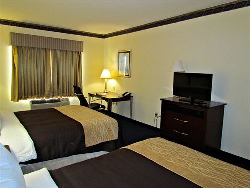 Hotel Comfort & Ftjackson Maingate 3*