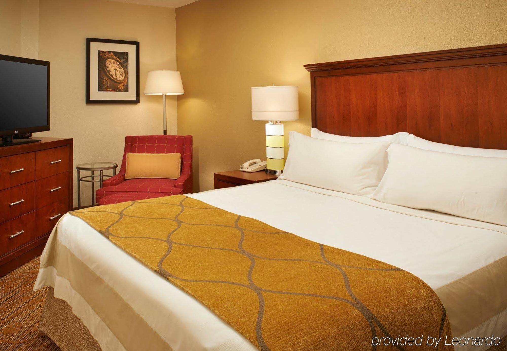 Marriott Hotel 3*