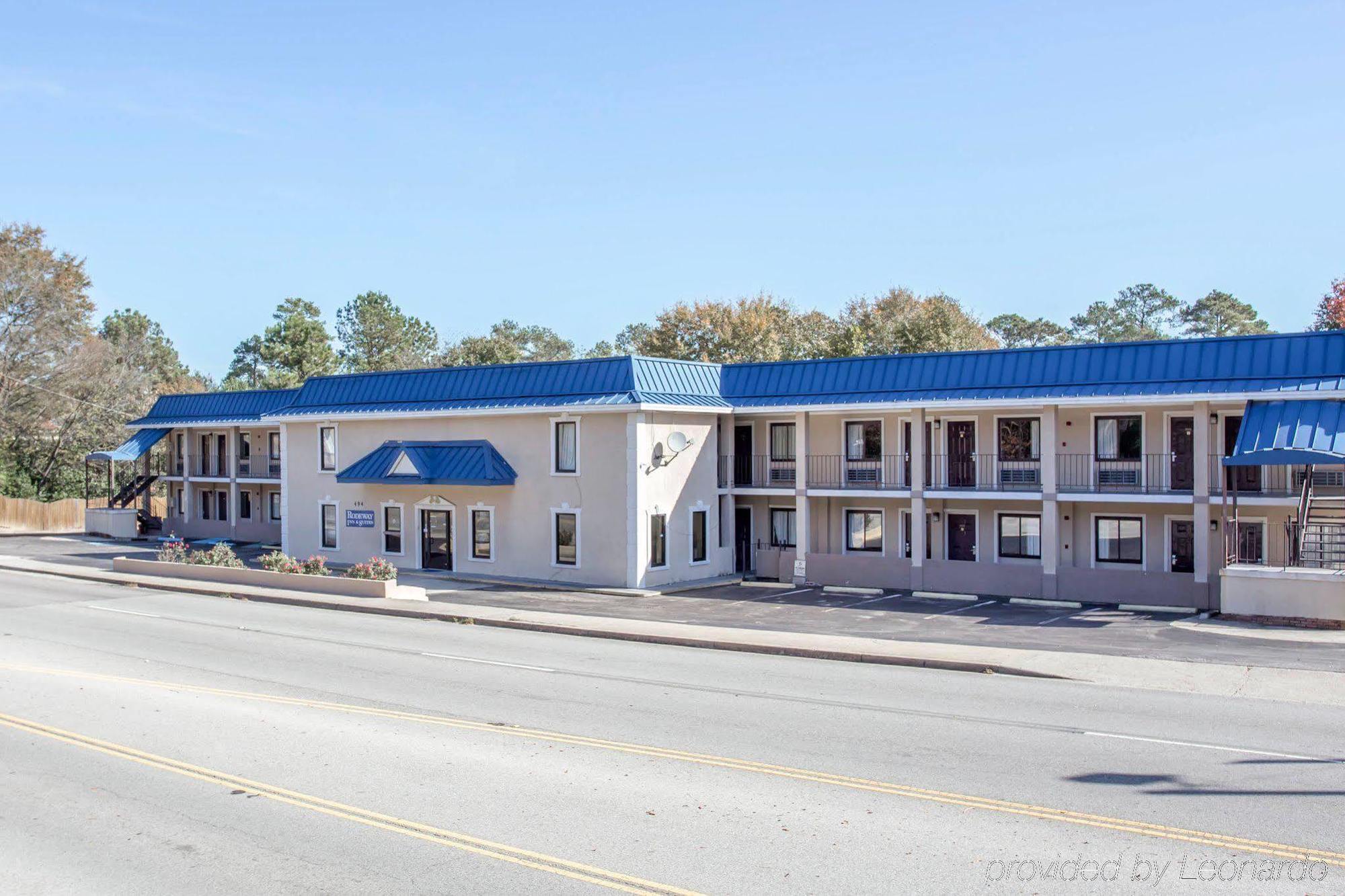Rodeway & Jackson Hotel 2*