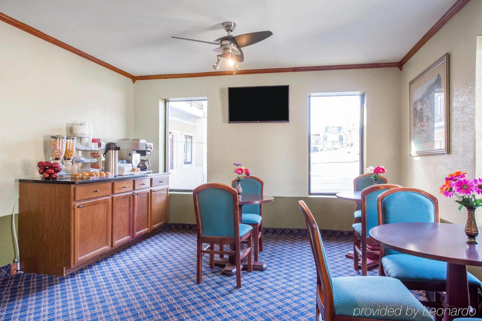Hotel Rodeway & Jackson Columbia