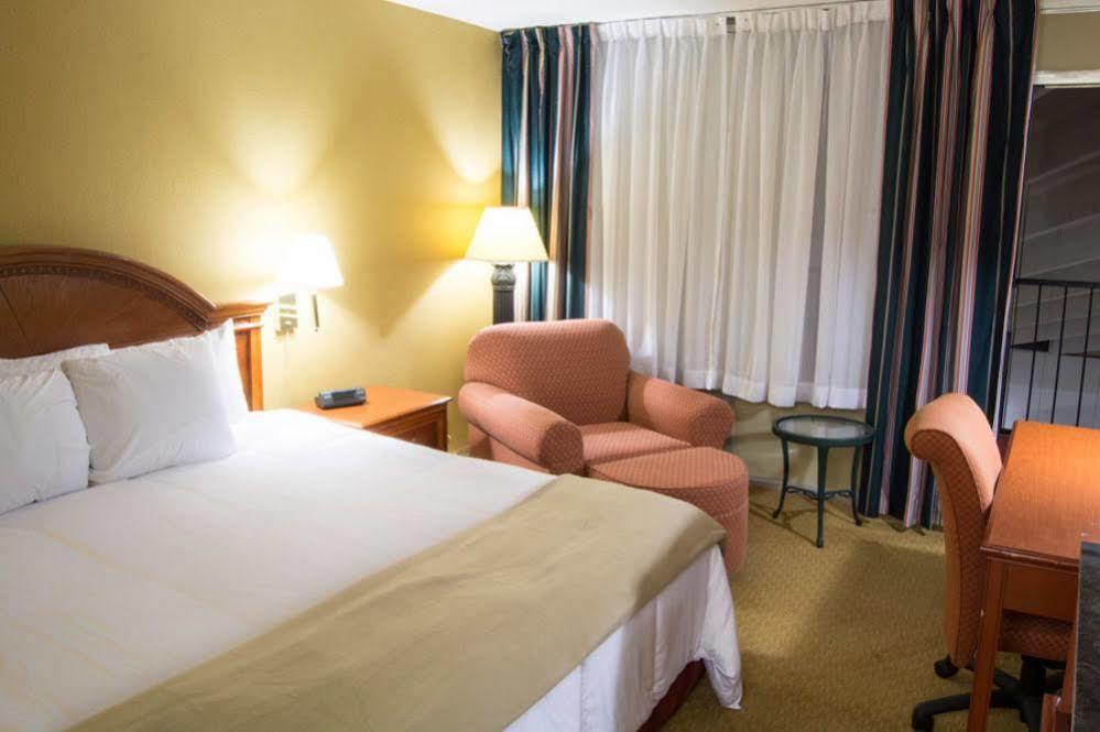 Wyndham Garden Columbia-ft Jackson 3*