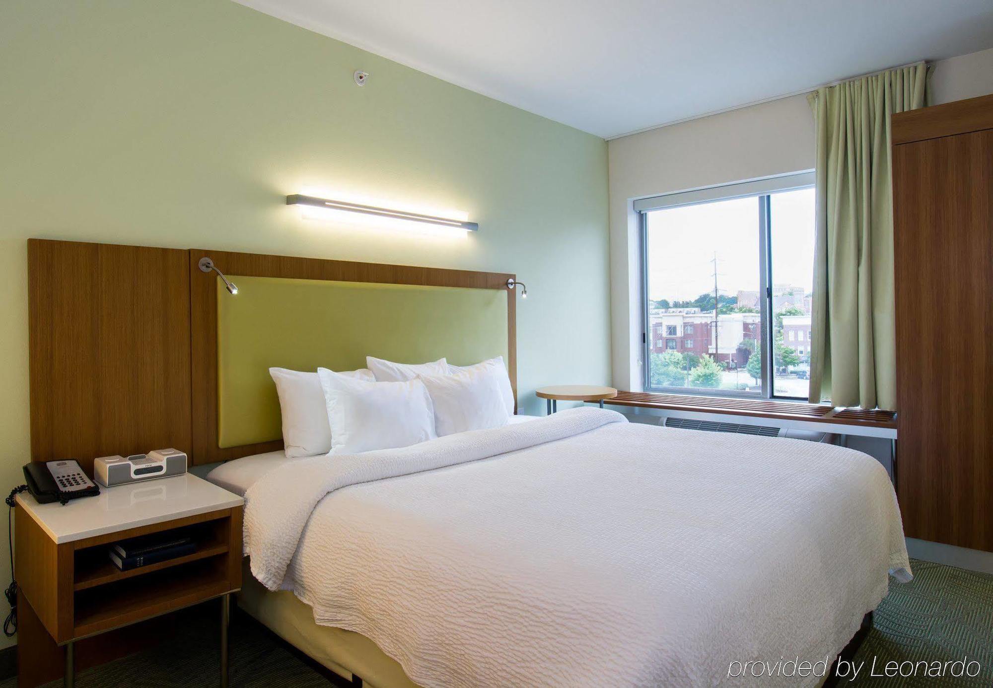 Hotel Springhill Downtown The Vista 3*