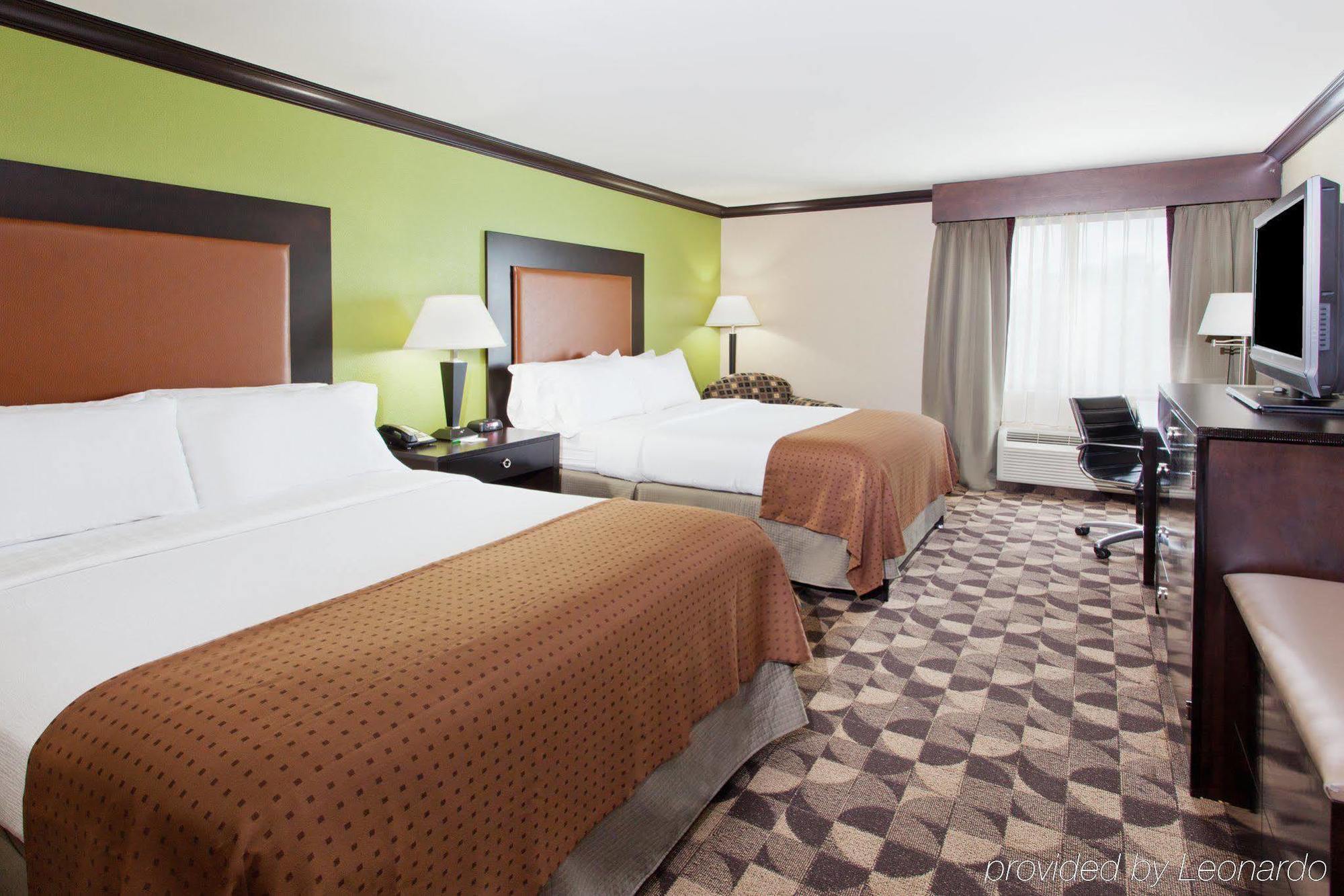 Delta By Marriott Northeast Hotel 3*
