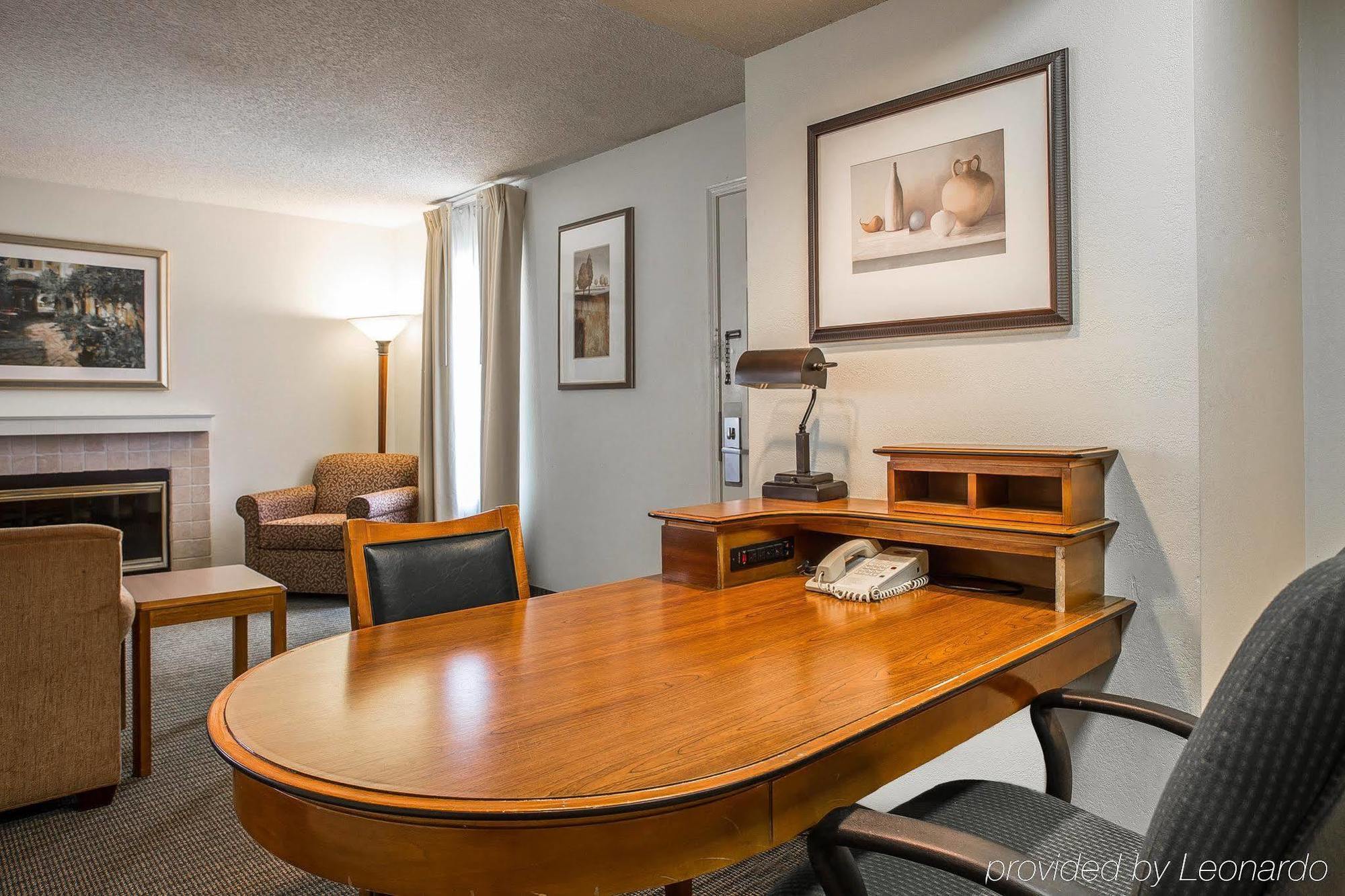 Hotel Cloverleaf - Columbia, Sc
