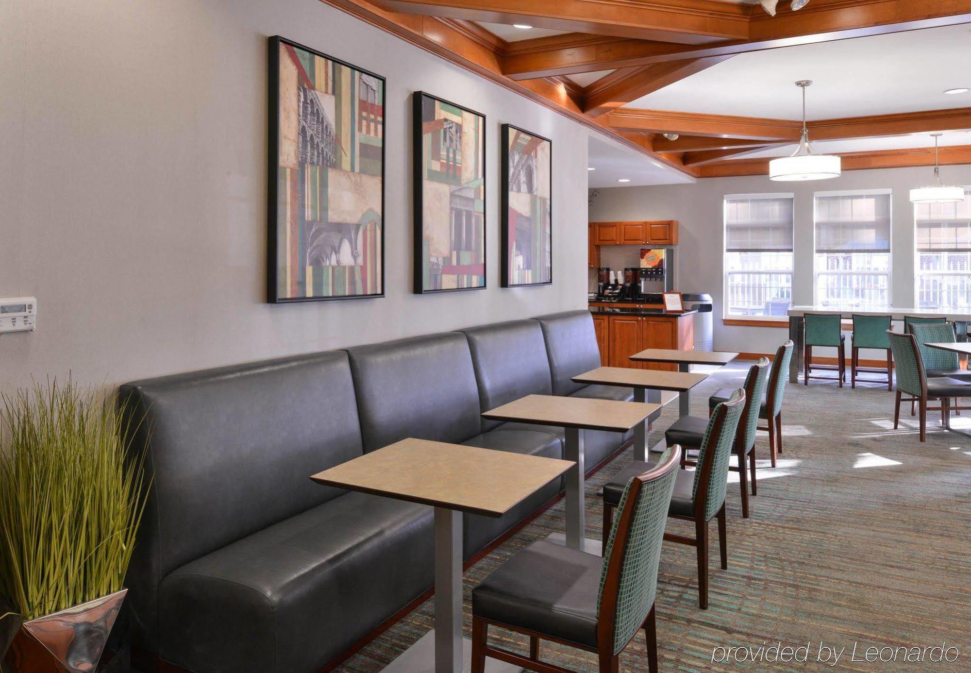 Northeast/fort Jackson Area Hotel 3*