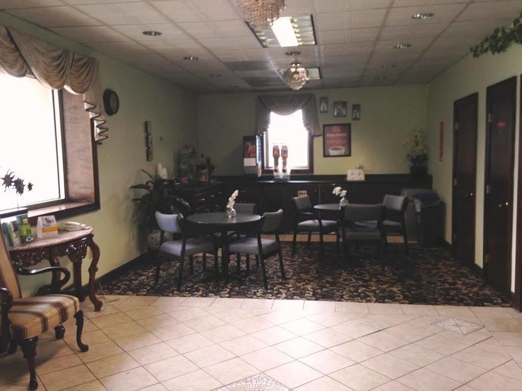 Hotel Rodeway & Conference Center Columbia