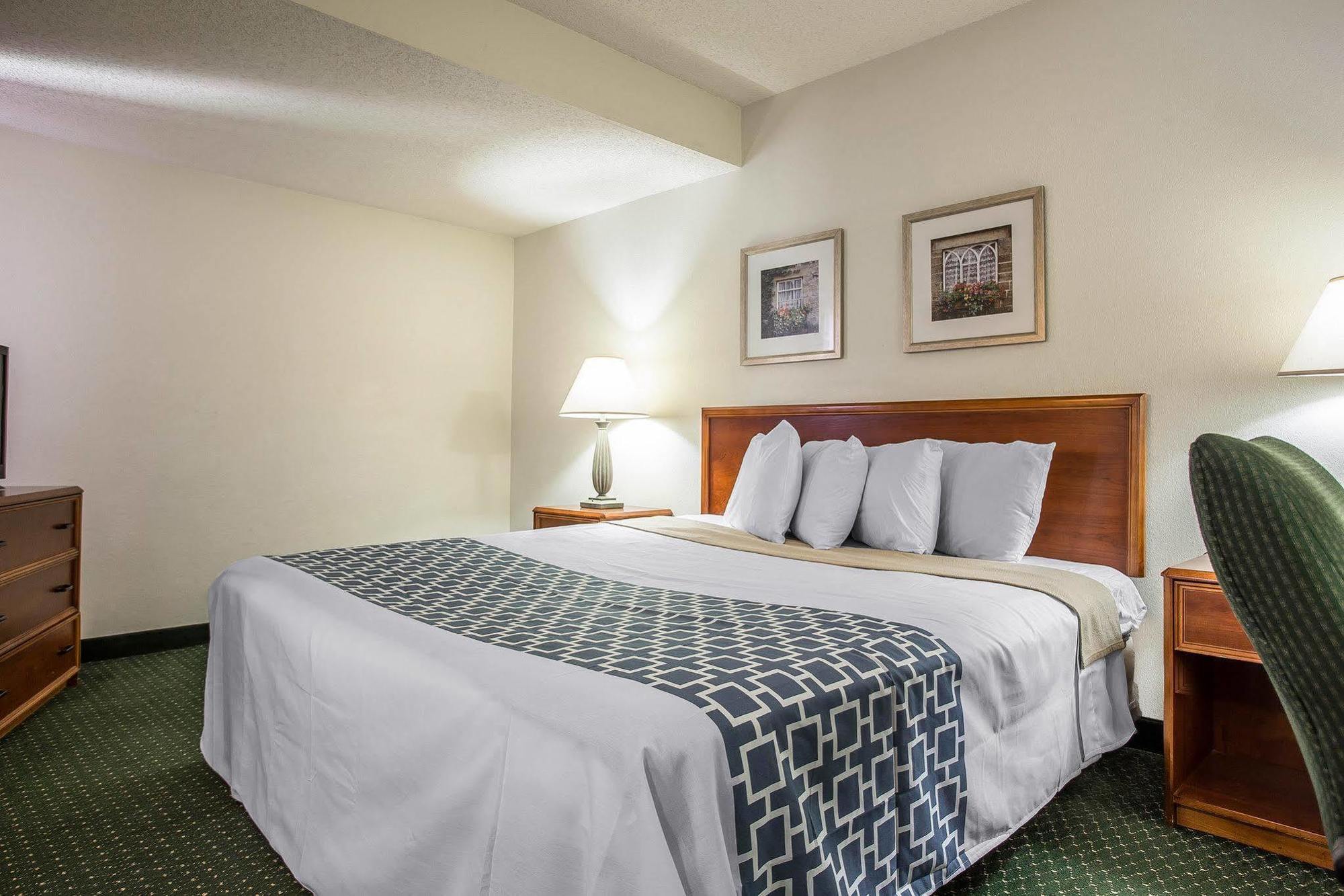 Cloverleaf - Columbia, Sc Hotel