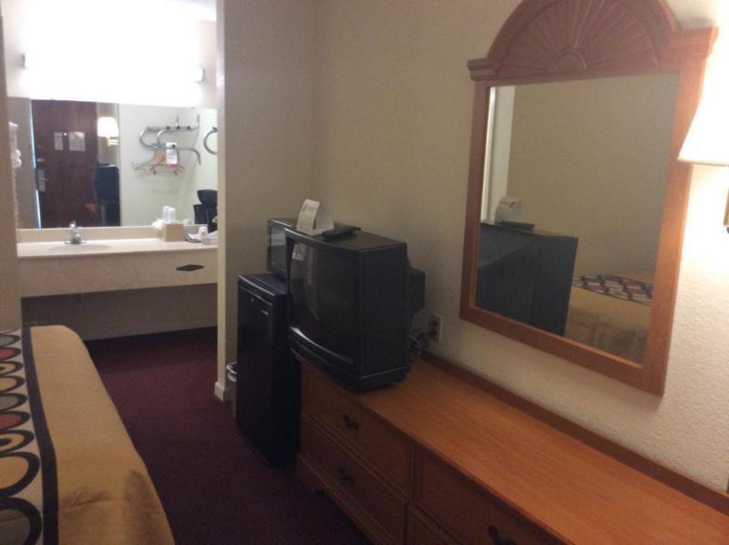 Motel Super 8 By Wyndham Columbia/ft. Jackson Sc 2*
