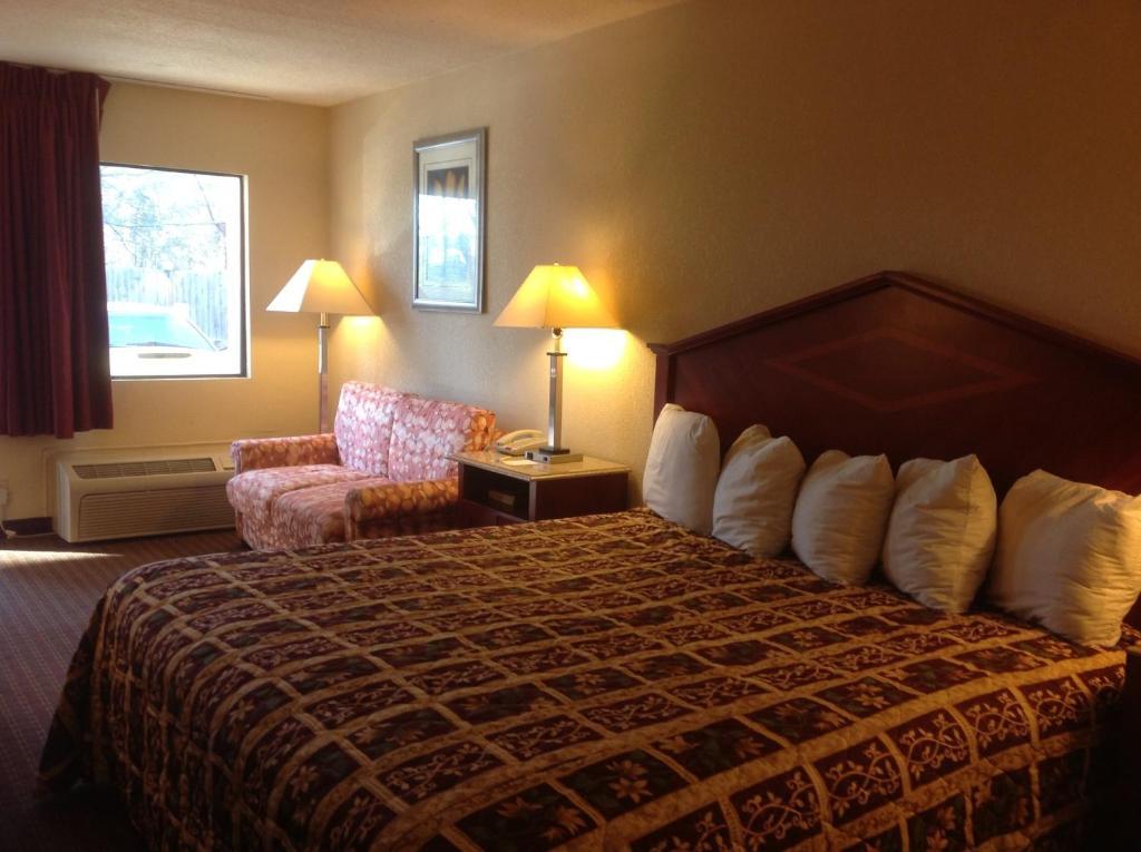 Days By Wyndham Hotel 2*