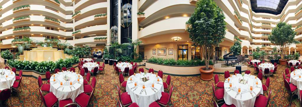 Hotel Embassy By Hilton Greystone
