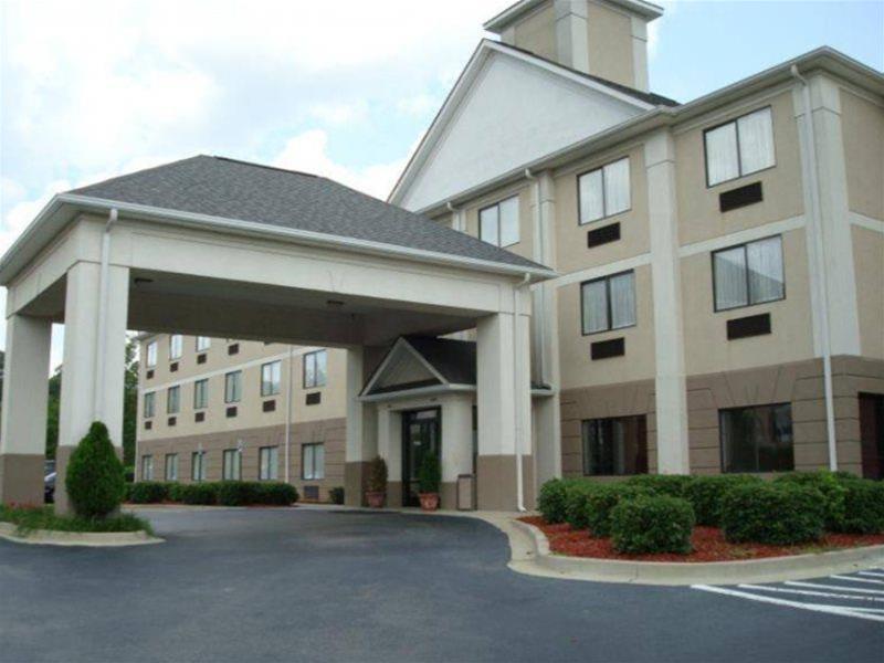 Baymont By Wyndham Jackson 3*