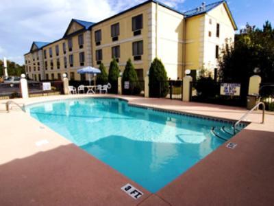 Hotel Western Executive & 3*