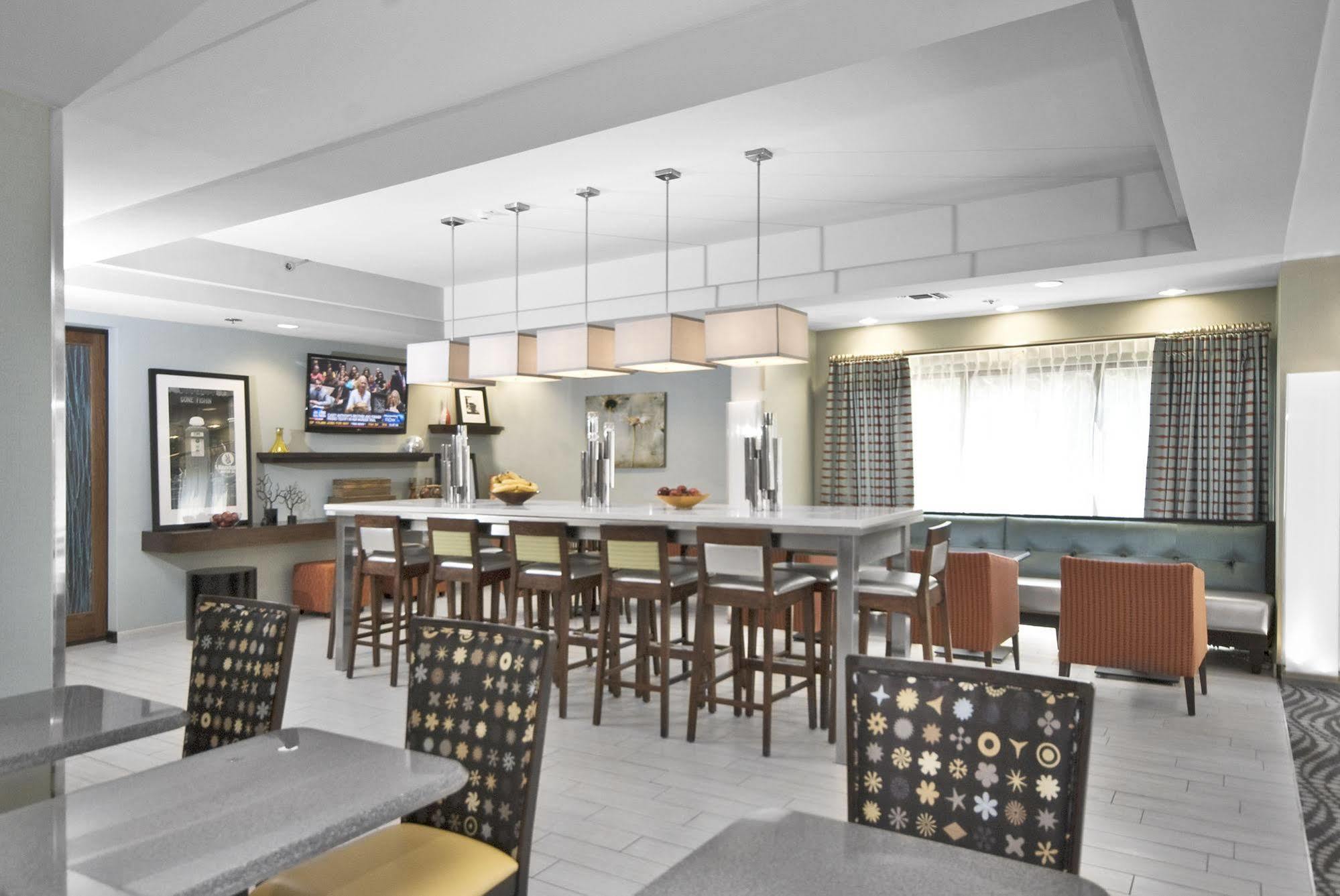 Hampton I-26/harbison Blvd Hotel Columbia