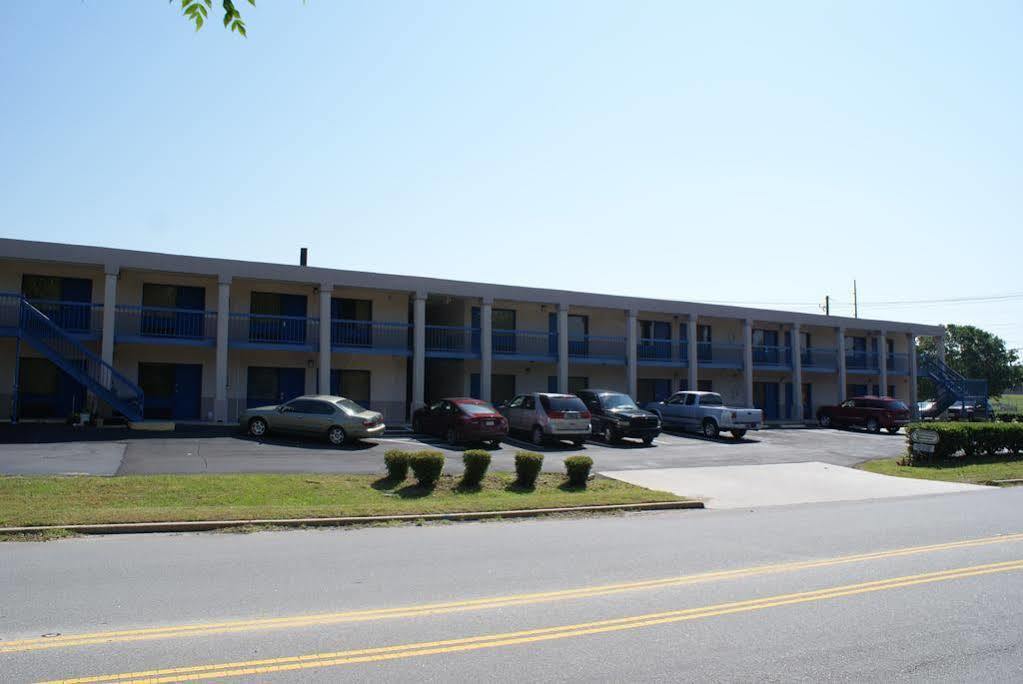 Americas Value Jackson Hotel 2*