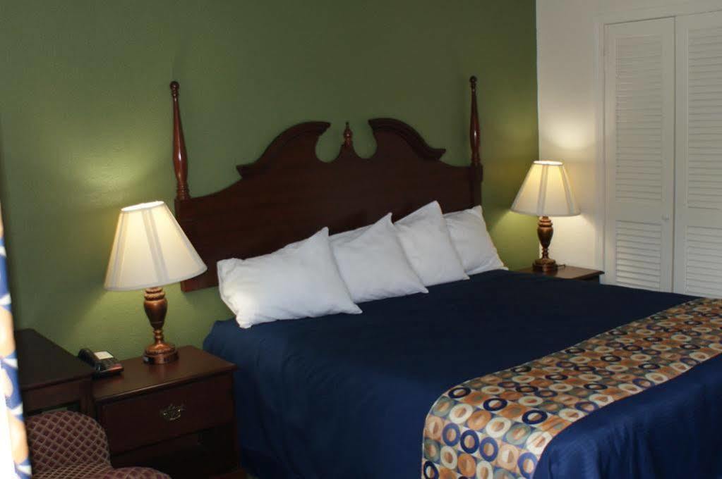 Hotel Americas Value Jackson 2*