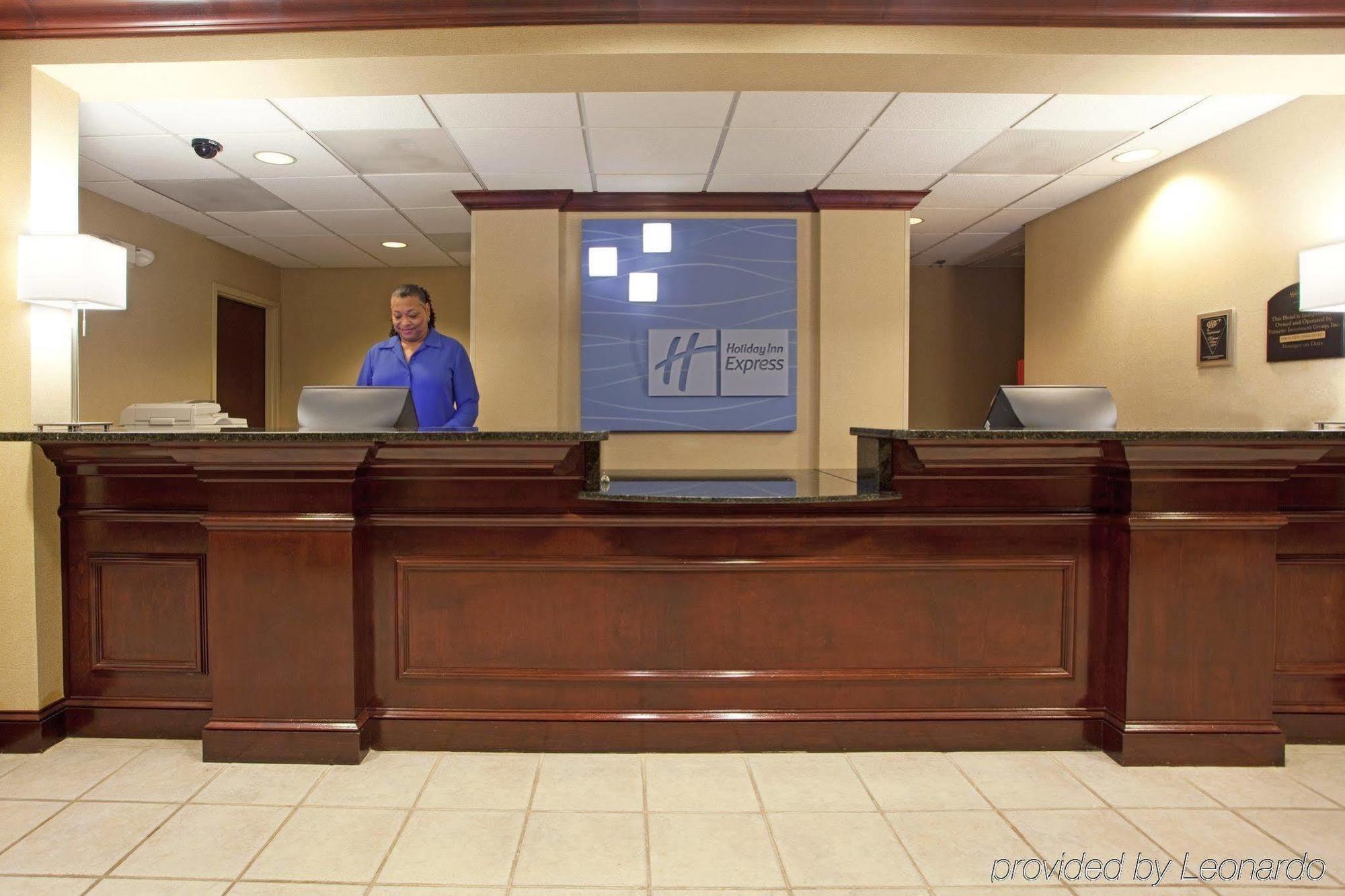 Hotel Express & Columbia-i-20 At Clemson Road By Ihg Columbia