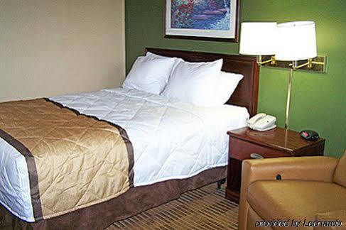 Extended America - - West - Interstate 126 Hotel