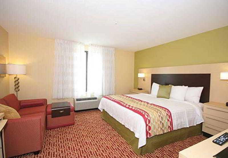 Towneplace Southeast / Jackson Hotel