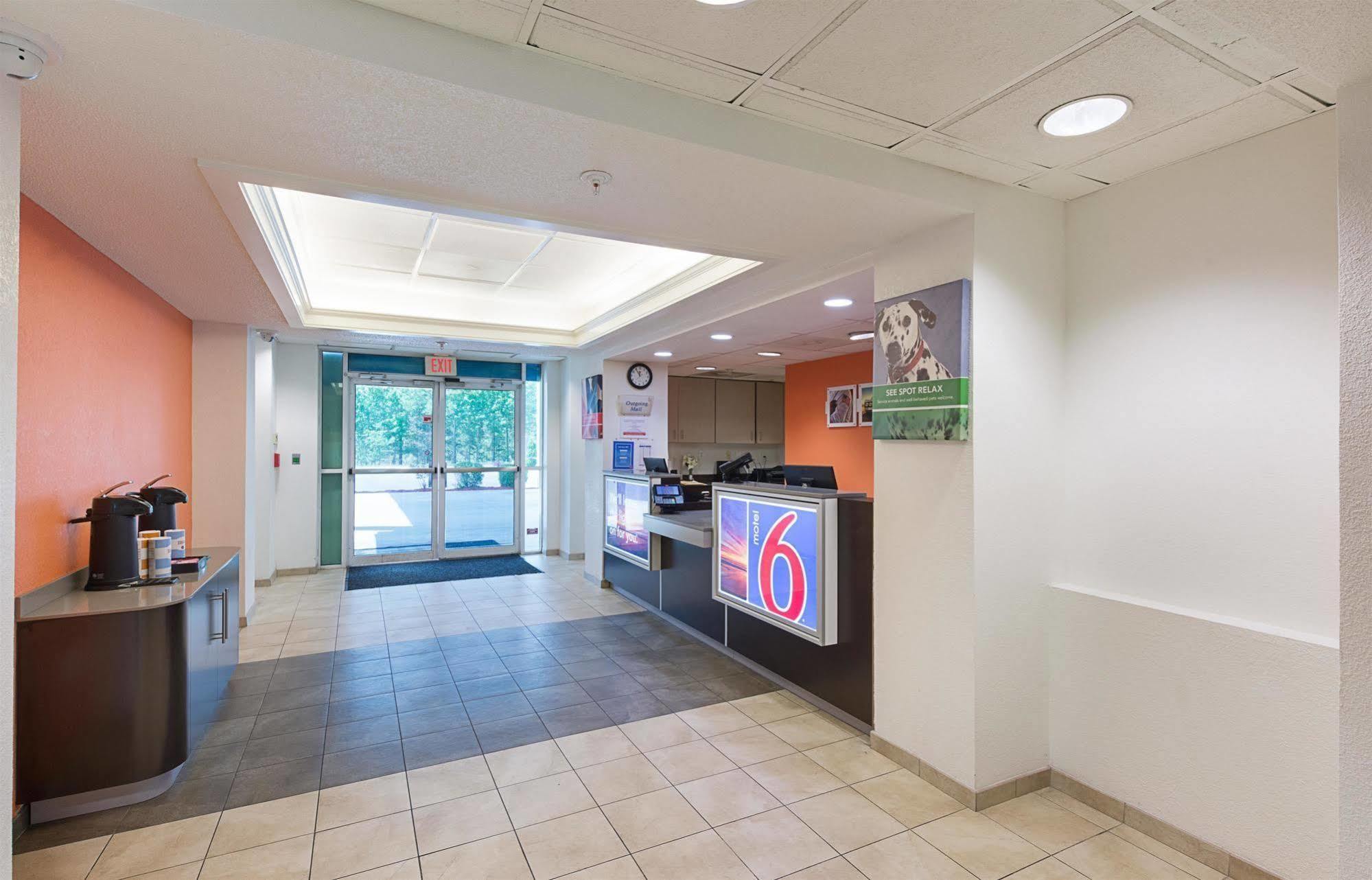 Hotel 6-columbia, Sc - Jackson Area