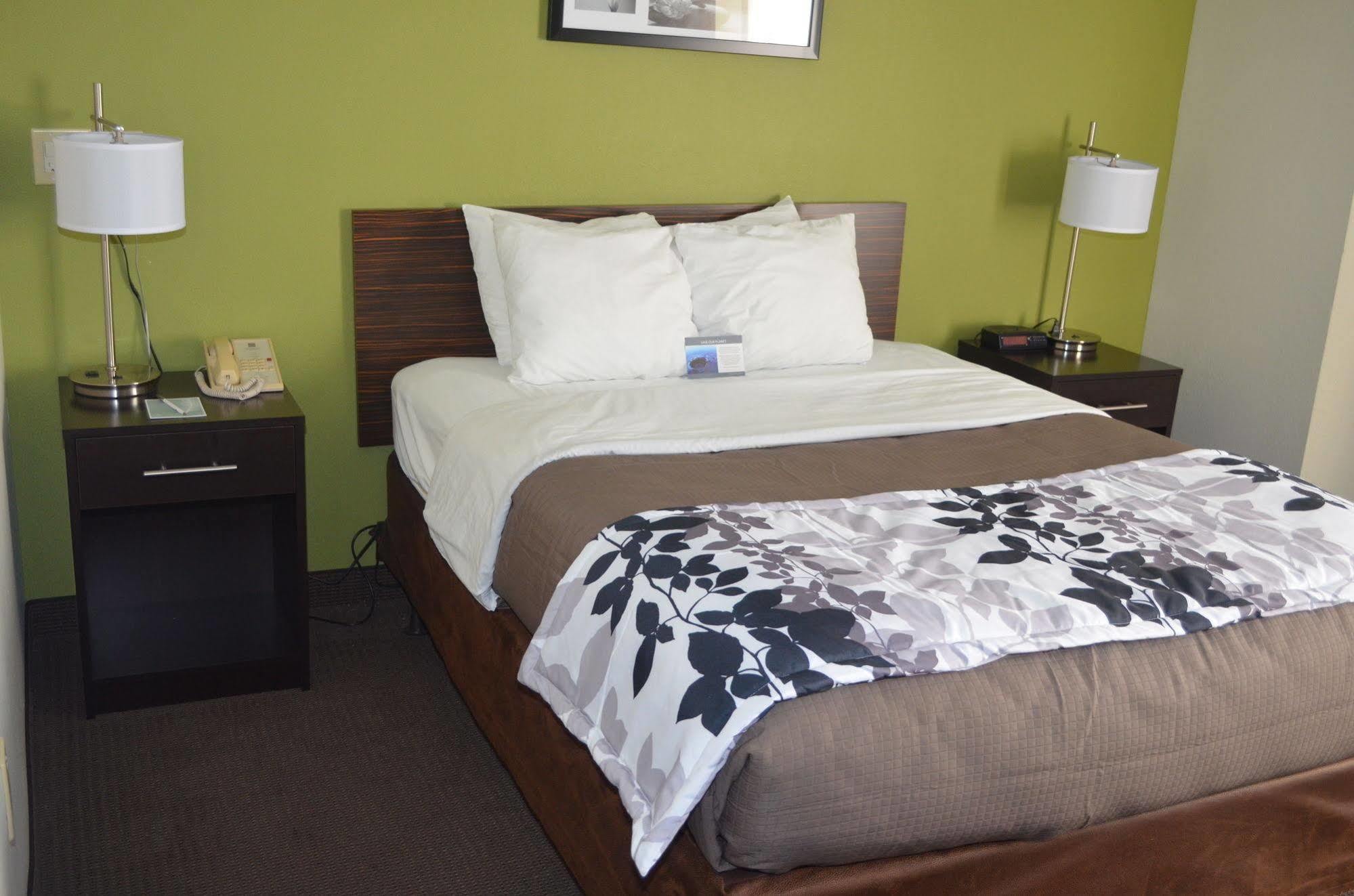 Sleep Airport 3* Columbia
