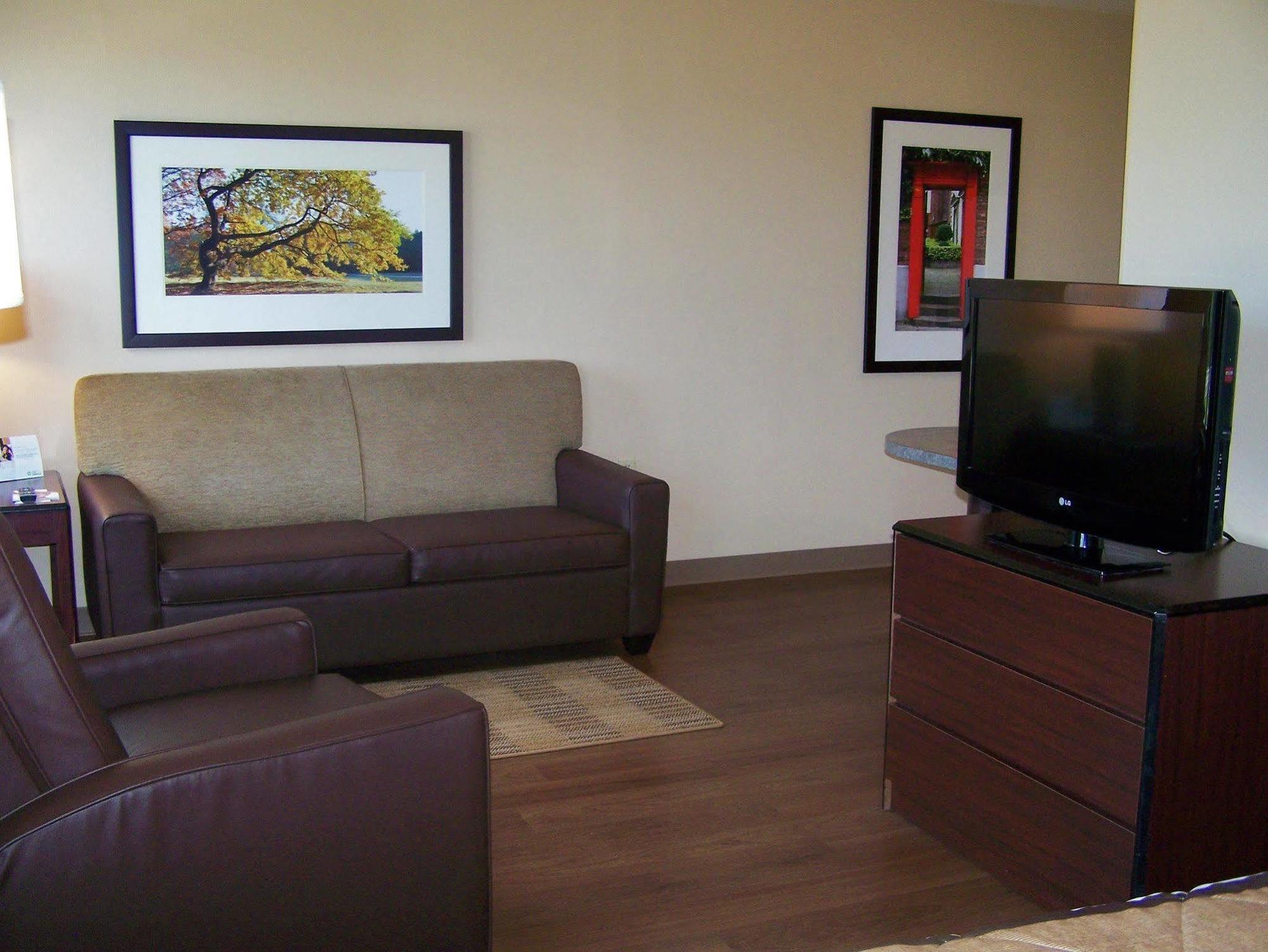Extended America Select - - Northwest Harbison Hotel 2*