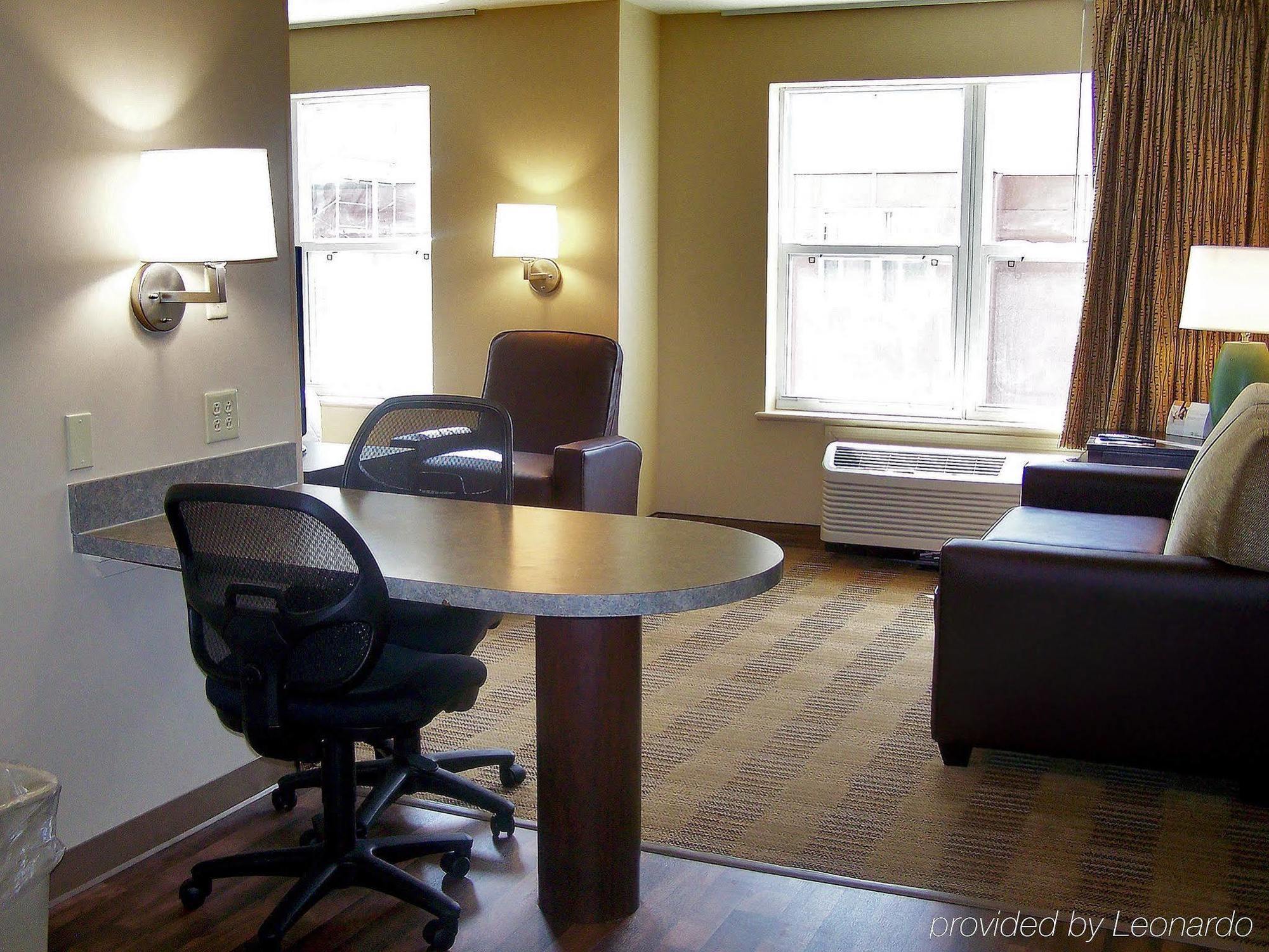 Extended America Select - - Northwest Harbison Hotel Columbia