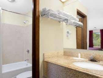 Hotel Days By Wyndham Ne Fort Jackson 2*