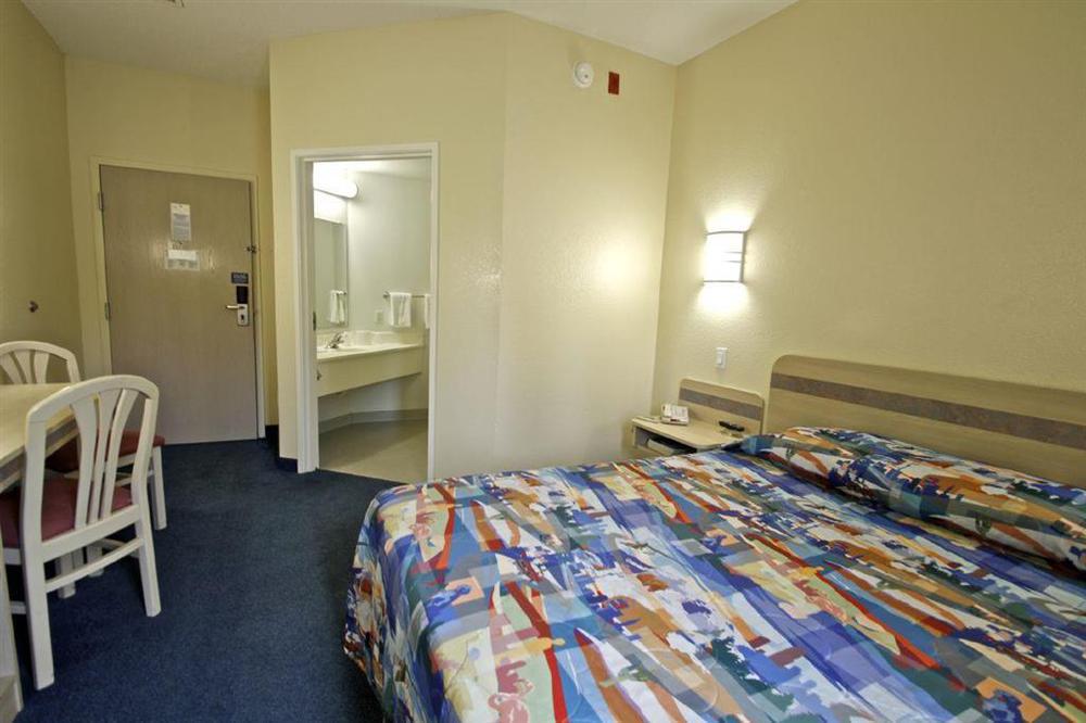 Hotel 6-columbia, Sc - Jackson Area