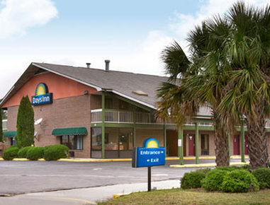 Days By Wyndham Ne Fort Jackson Columbia