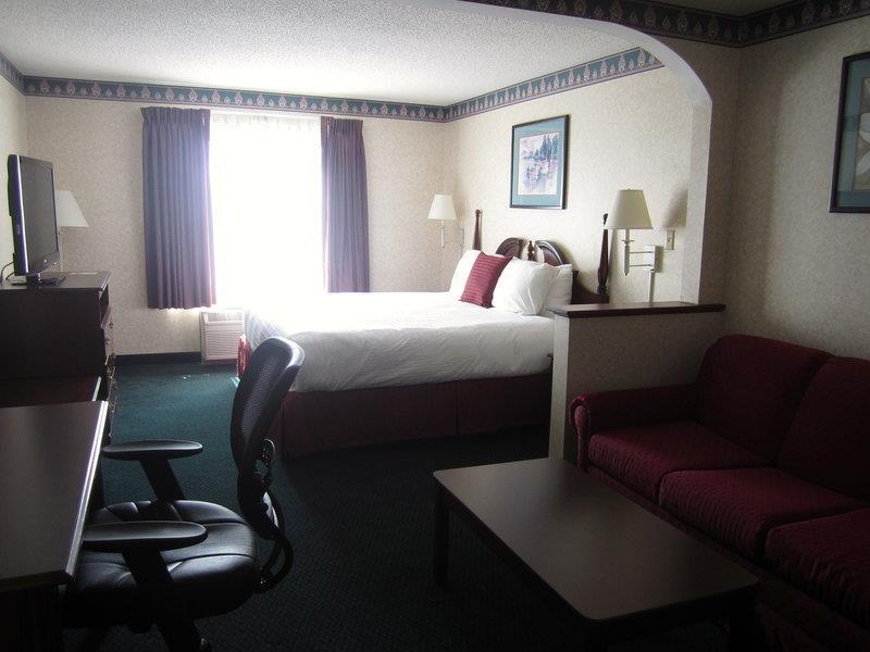 Western Executive & Hotel 3*