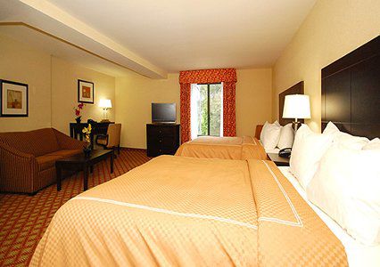 Comfort Northeast - Jackson 3*