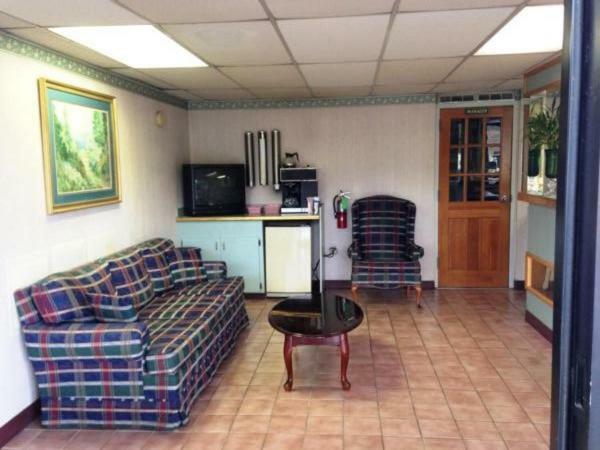 Royal Columbia/fort Jackson Motel Columbia
