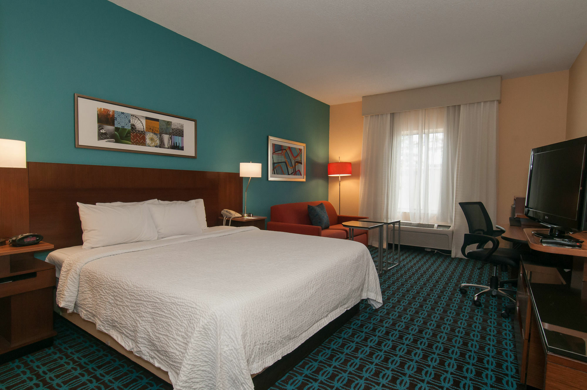 Hotel Fairfield By Marriott & Harbison 3*