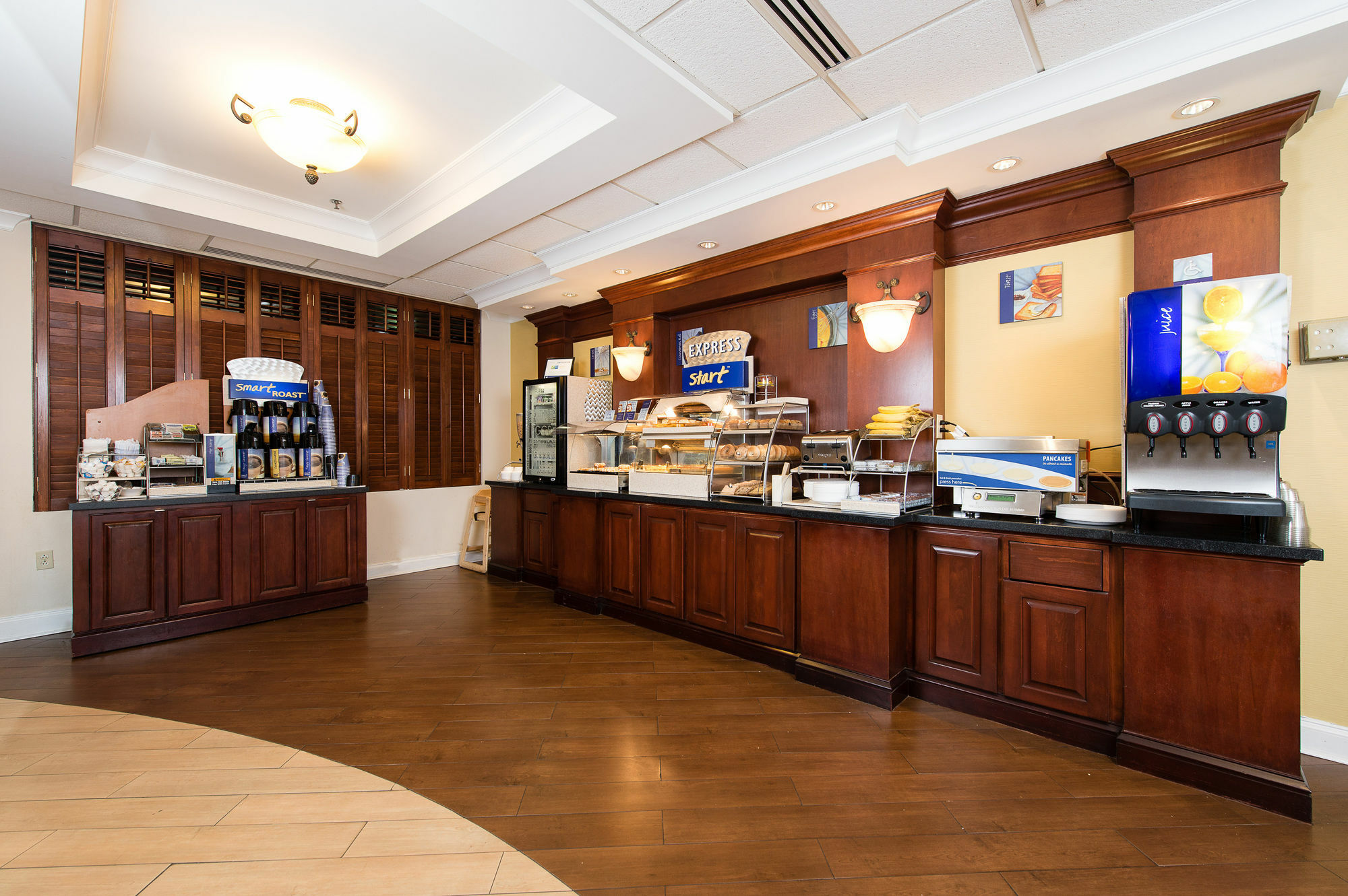 Hotel Express & Columbia-i-26 @ Harbison Blvd By Ihg