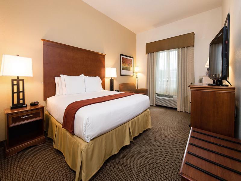 Express & Columbia-i-26 @ Harbison Blvd By Ihg Columbia
