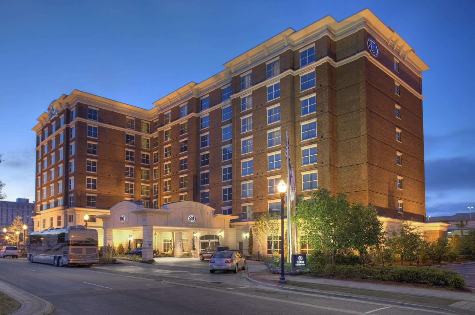 Hilton Center Hotel 4*