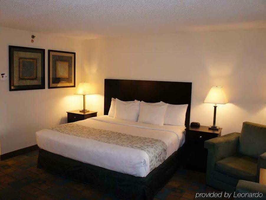 Hotel La Quinta By Wyndham Ne Fort Jackson Columbia