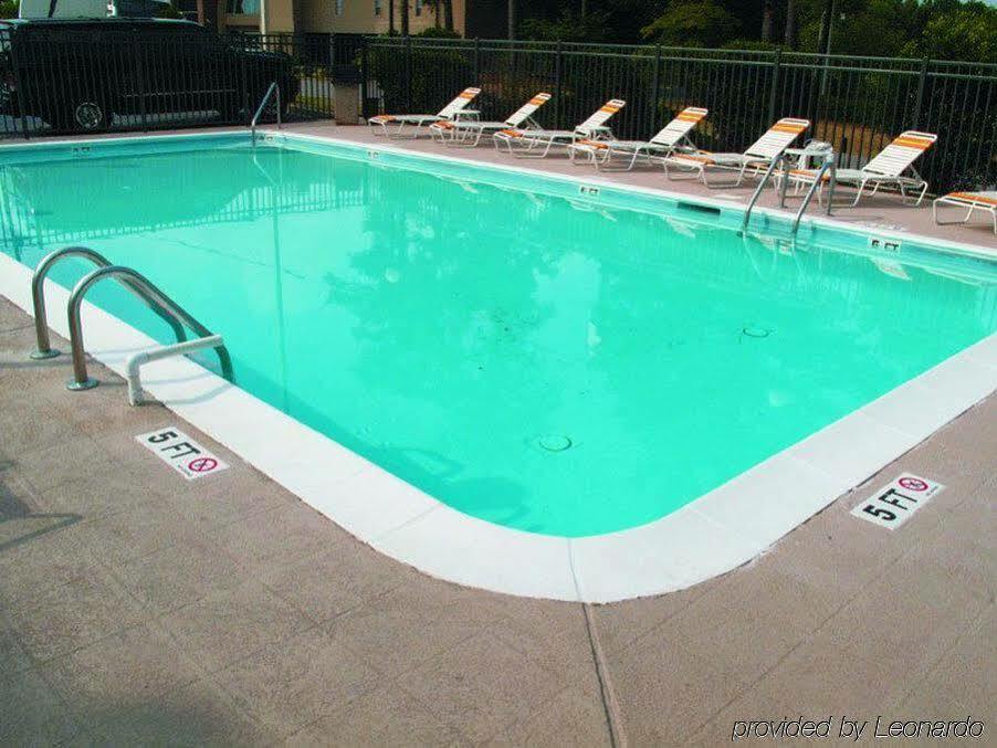La Quinta By Wyndham Ne Fort Jackson Hotel Columbia