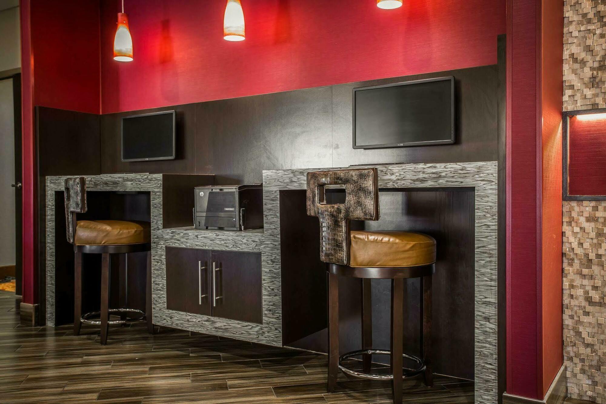 Comfort At Harbison Hotel 3*
