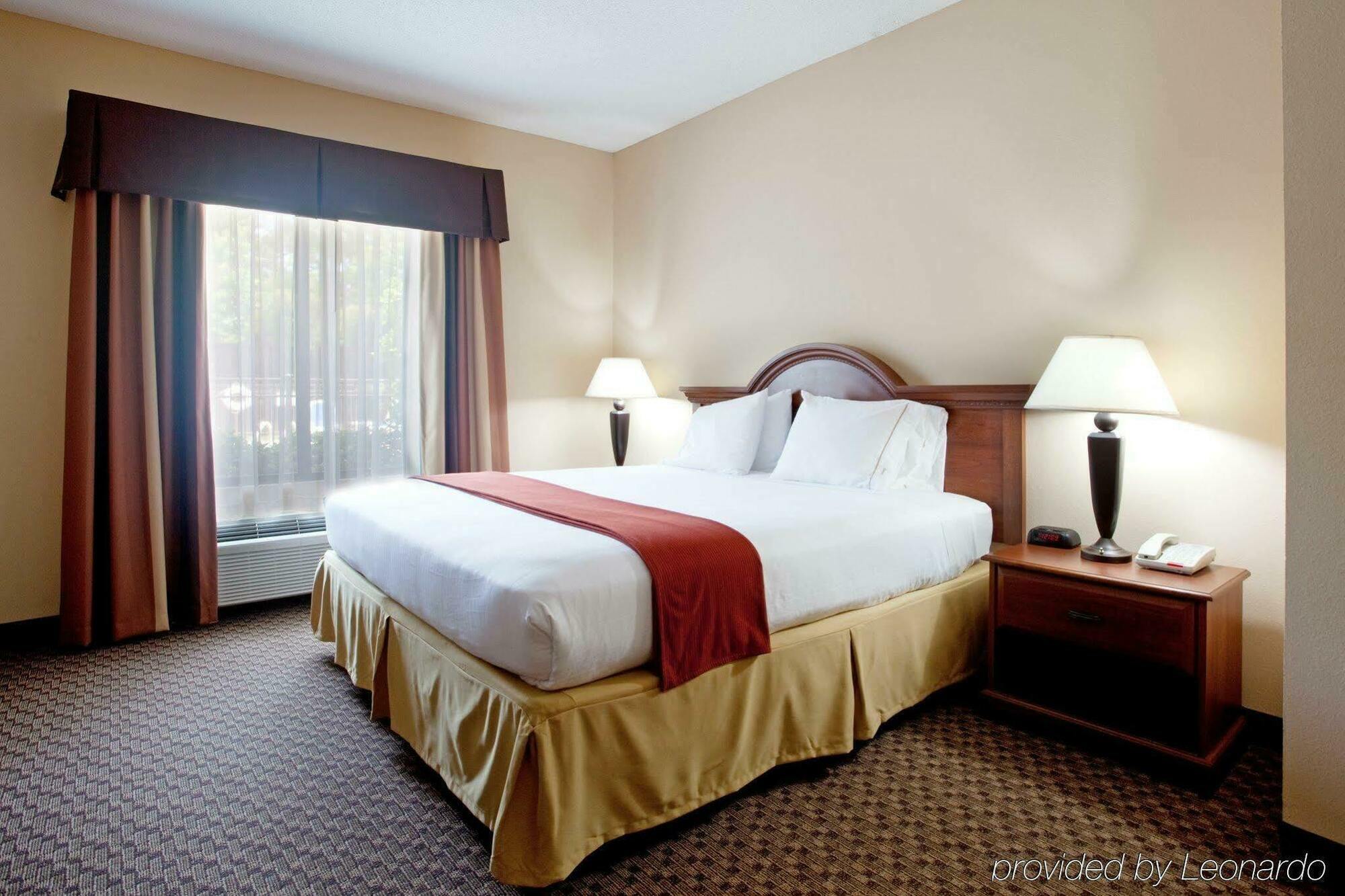 Hotel Express & Columbia-i-20 At Clemson Road By Ihg