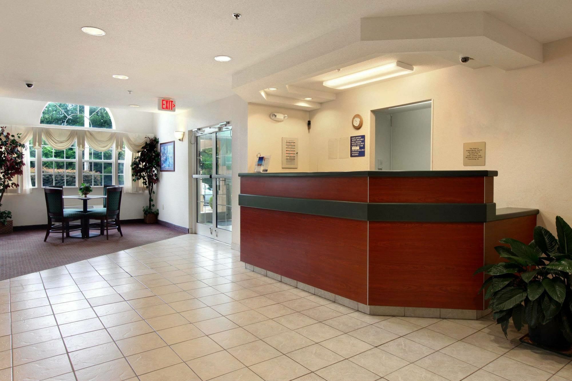 Super 8 By Wyndham Harbison/parkridge Hospital Hotel