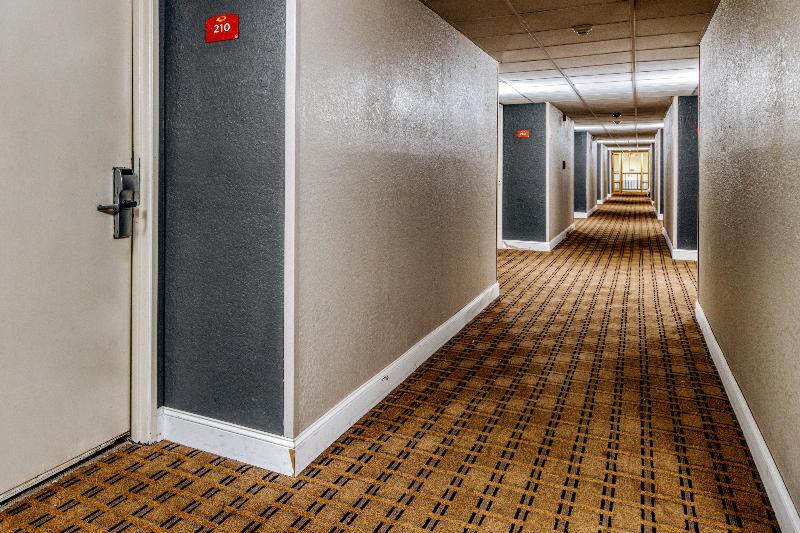 Inn Rodeway 2*