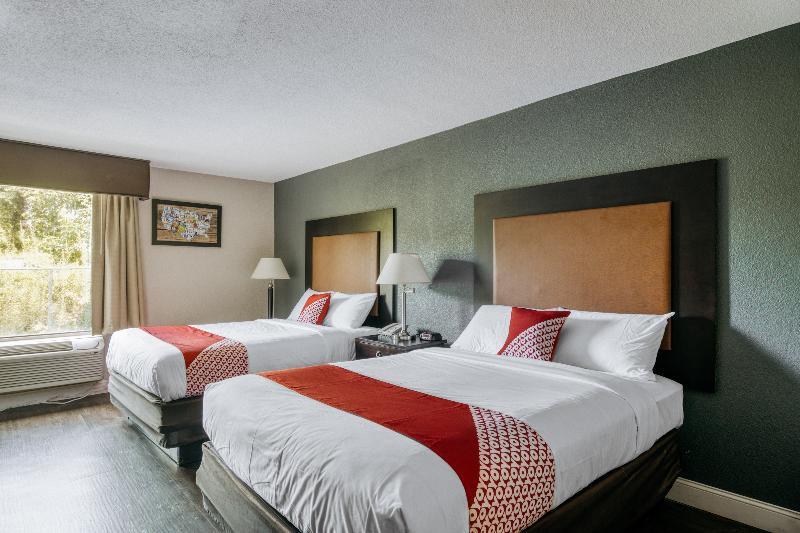 Rodeway Inn 2*