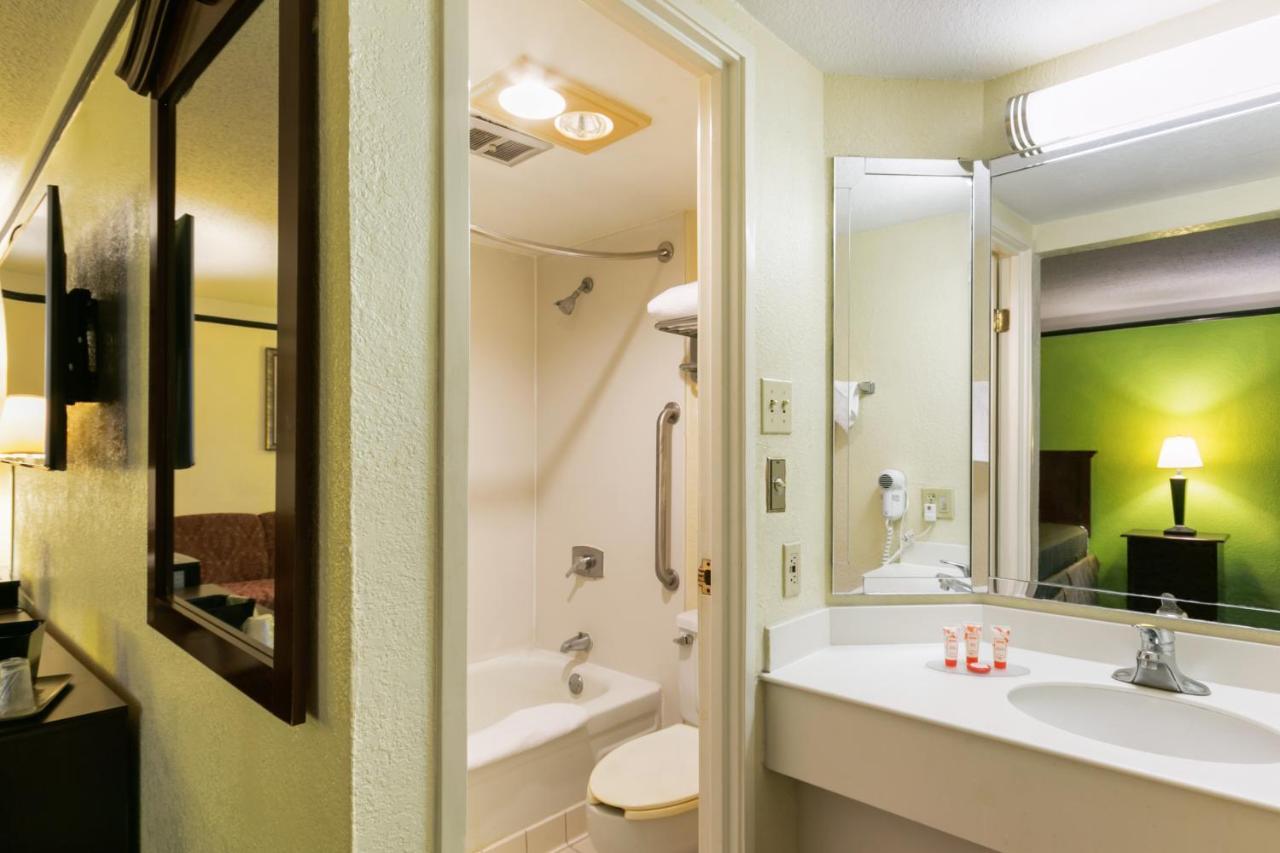 Oyo Sc I-20/i-26 Hotel 2*