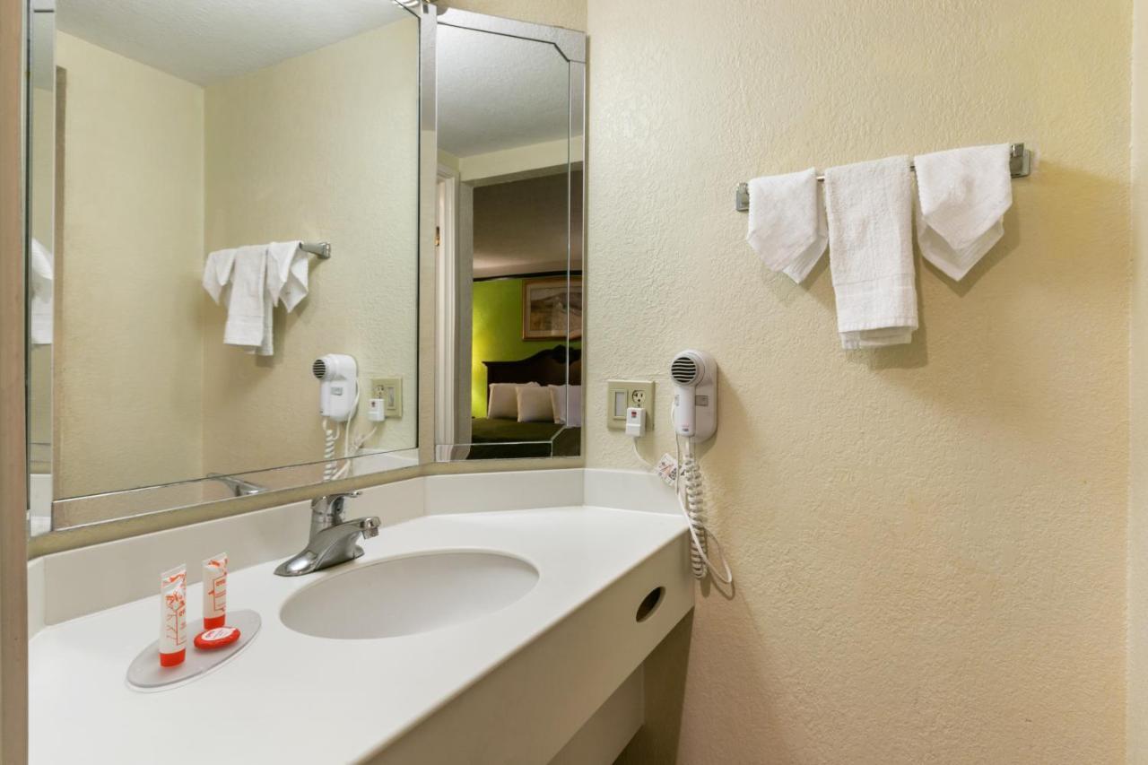 Oyo Sc I-20/i-26 Hotel 2*